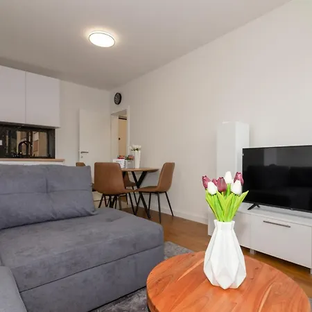 Krolo Apartment
